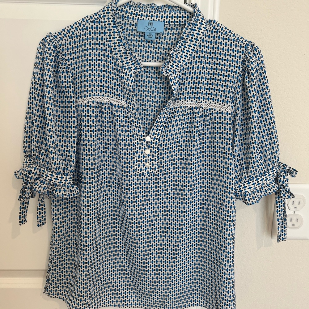 Cece Tie-Sleeve  Blouse